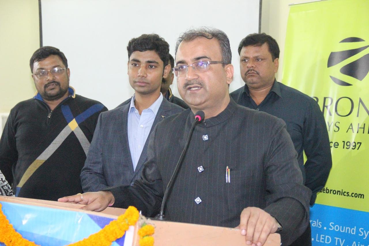 WhatsApp Image 2026-02-12 at 4.05.29 PM (1)